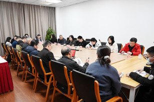 剖析自我找問題 落實(shí)整改抓長(zhǎng)效——公司黨支部召開專題組織生活會(huì)及民主評(píng)議黨員活動(dòng)