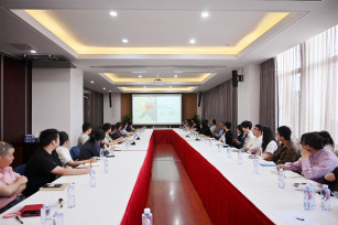 充電賦能強(qiáng)本領(lǐng) 拓展招商新思路——上?！し畎l(fā)古華庭、奉發(fā)鳴谷中心招商宣貫會(huì)
